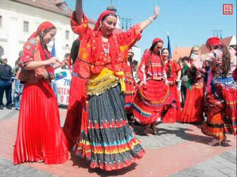 Țiganii pregătesc festivalul Untold Romano la Cluj-Napoca
